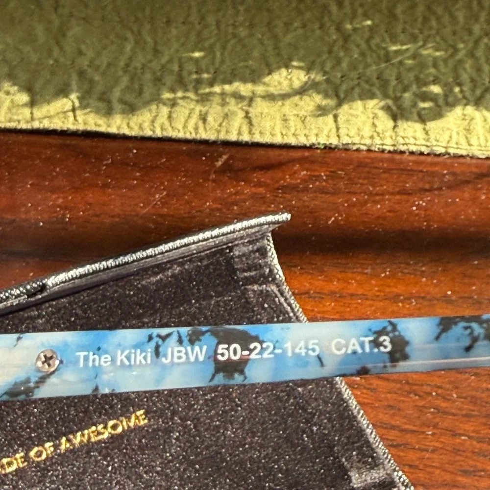 Price Revaux the Kiki polarized Sunglasses  blue tortoise and case - Picture 8 of 9